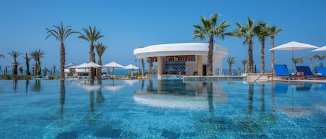 2 restaurants servant le petit déjeuner, spécialités Cuisine marocaine