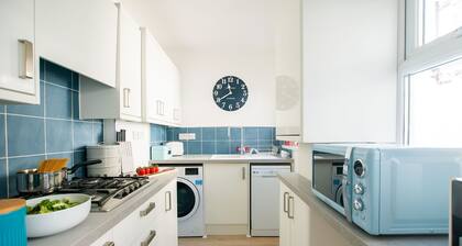 Picture House – St Ives – Off-Site Parking – Dog Friendly