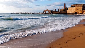 Una playa cerca
