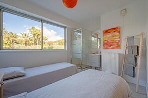 2 bedrooms, desk, iron/ironing board, free WiFi - La Californie - Au cœur de Cannes (Cannes)