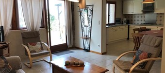 3 star cottage - spacious - quiet - pool and view!