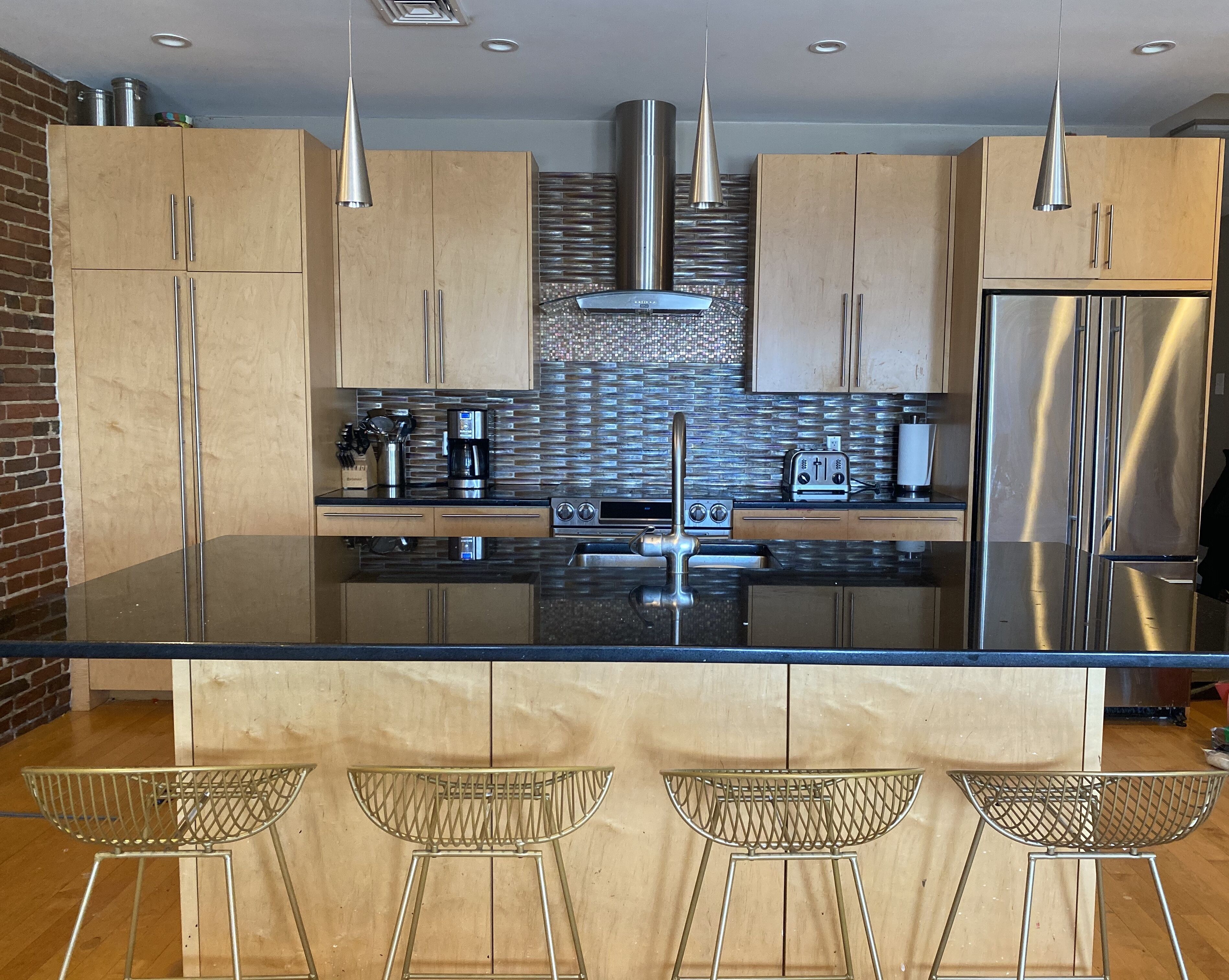 Boston Harbor views. Modern north end condo.FREE PARKING!