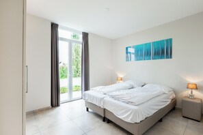 6 Schlafzimmer, Internetzugang