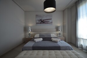 2 habitaciones, tabla de planchar con plancha y wifi gratis 