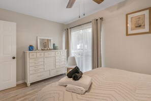 2 soverom, strykejern/-brett, wi-fi (inkludert) og sengetøy