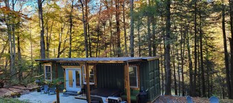 Book Your Adventure Getaway at our Container Cabin near New River Gorge