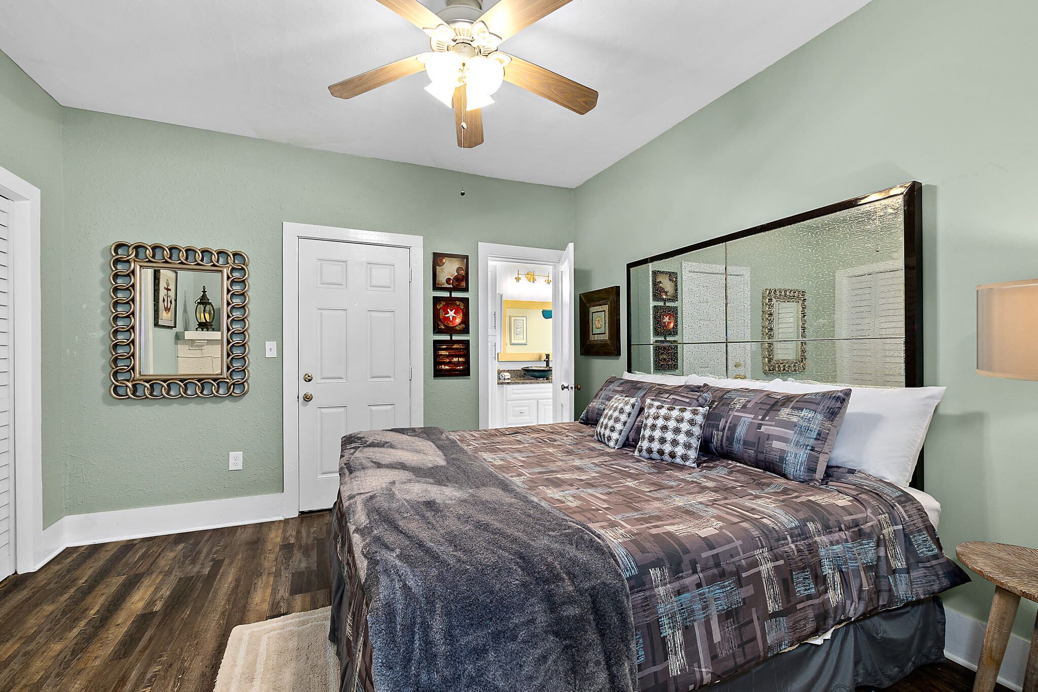 1 bedroom, WiFi, bed sheets