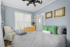 2 bedrooms, WiFi, bed sheets