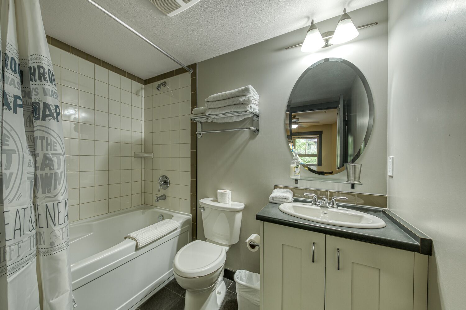 Contemporary Two Bedroom Condo Upper Village