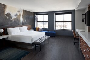 高档床上用品、办公桌、笔记本电脑工作区、熨斗/熨衣板