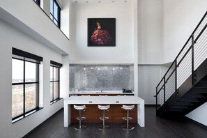 Mini-fridge, coffee/tea maker