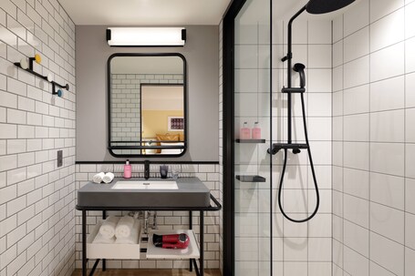 Moxy Kyoto - Image 14