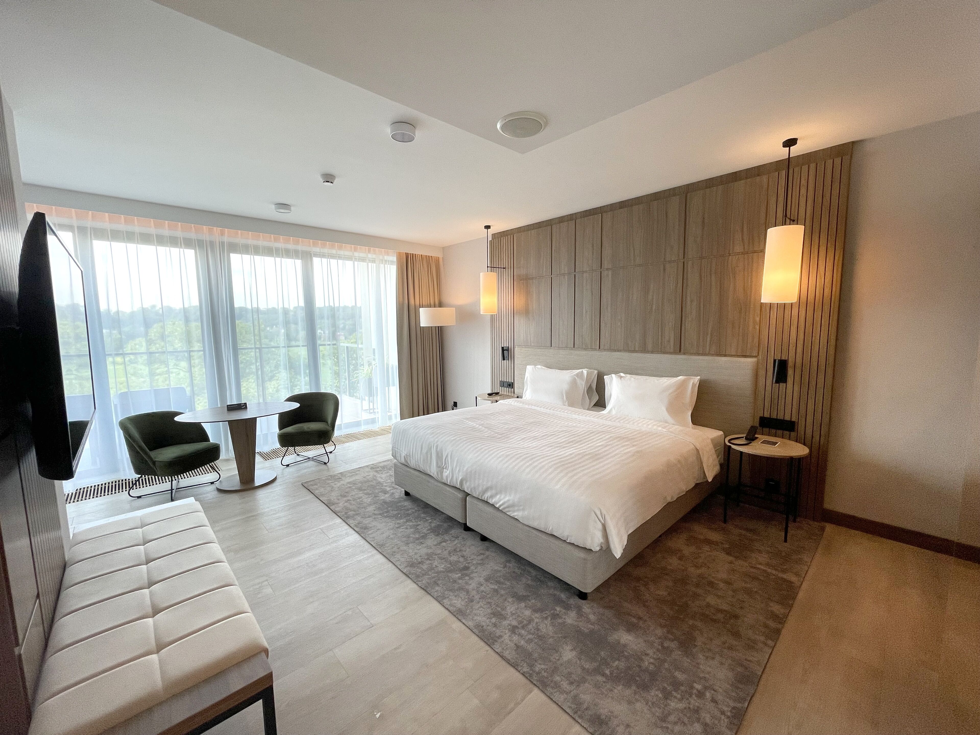 superior room, 1 double bed, non smoking, balcony | 1 bedroom, hypo-allergenic bedding, in-room safe, desk