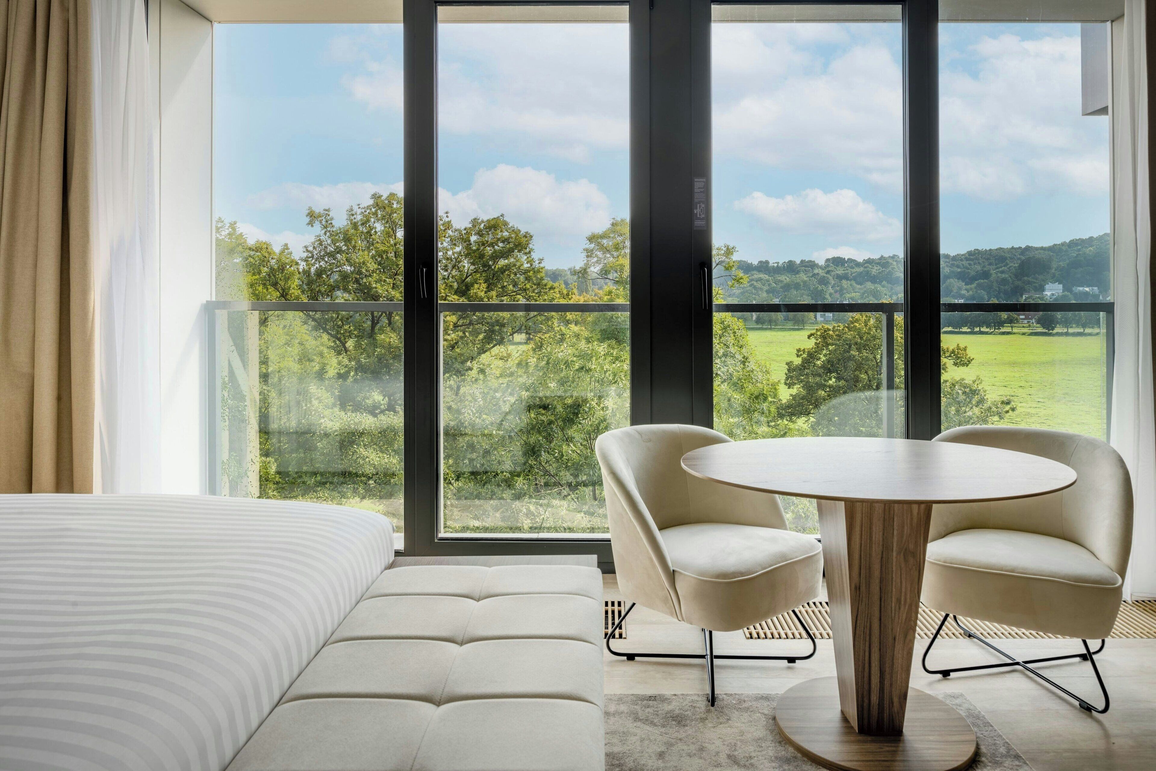 superior room, 1 double bed, non smoking, balcony | 1 bedroom, hypo-allergenic bedding, in-room safe, desk