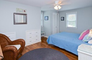 5 Schlafzimmer, Bügeleisen/Bügelbrett, kostenloses WLAN, Bettwäsche