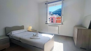 3 Schlafzimmer, Bügeleisen/Bügelbrett, Reisekinderbett, kostenloses WLAN