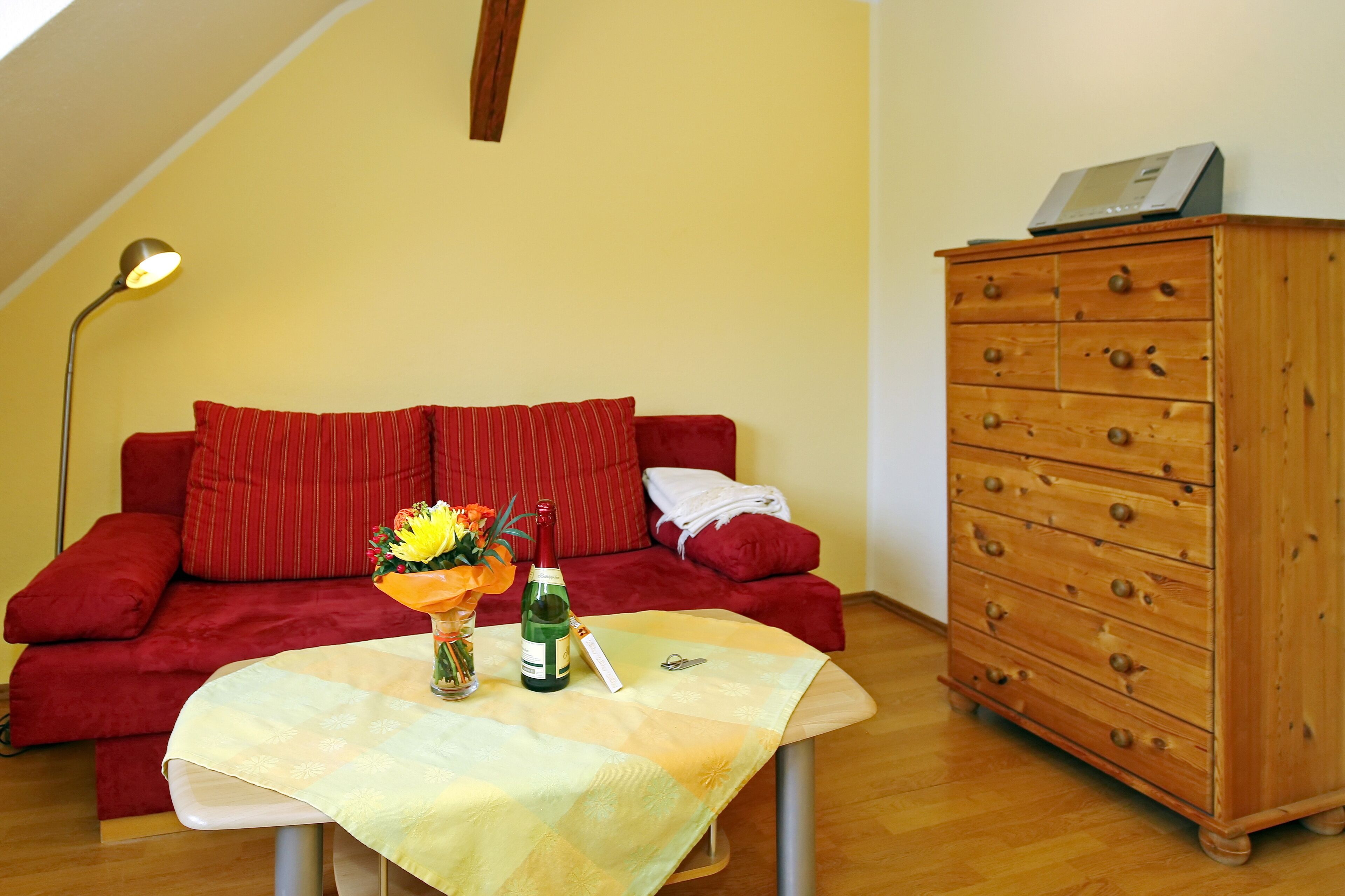 Waldstraße 9 Wohnung 04