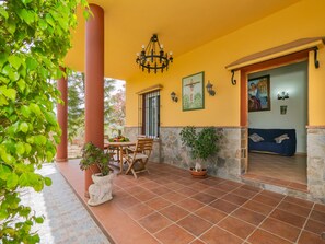 Outdoor dining - Cubo's Casa Rural Yanza / private pool / high privacy / close to urban center (Alhaurín el Grande)