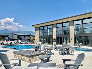 Pool - Pool / Hot Tub / Sauna / Gym | King Bed | Quarry (Whitefish)
