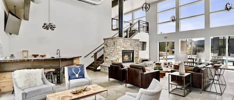 TV, fireplace, offices