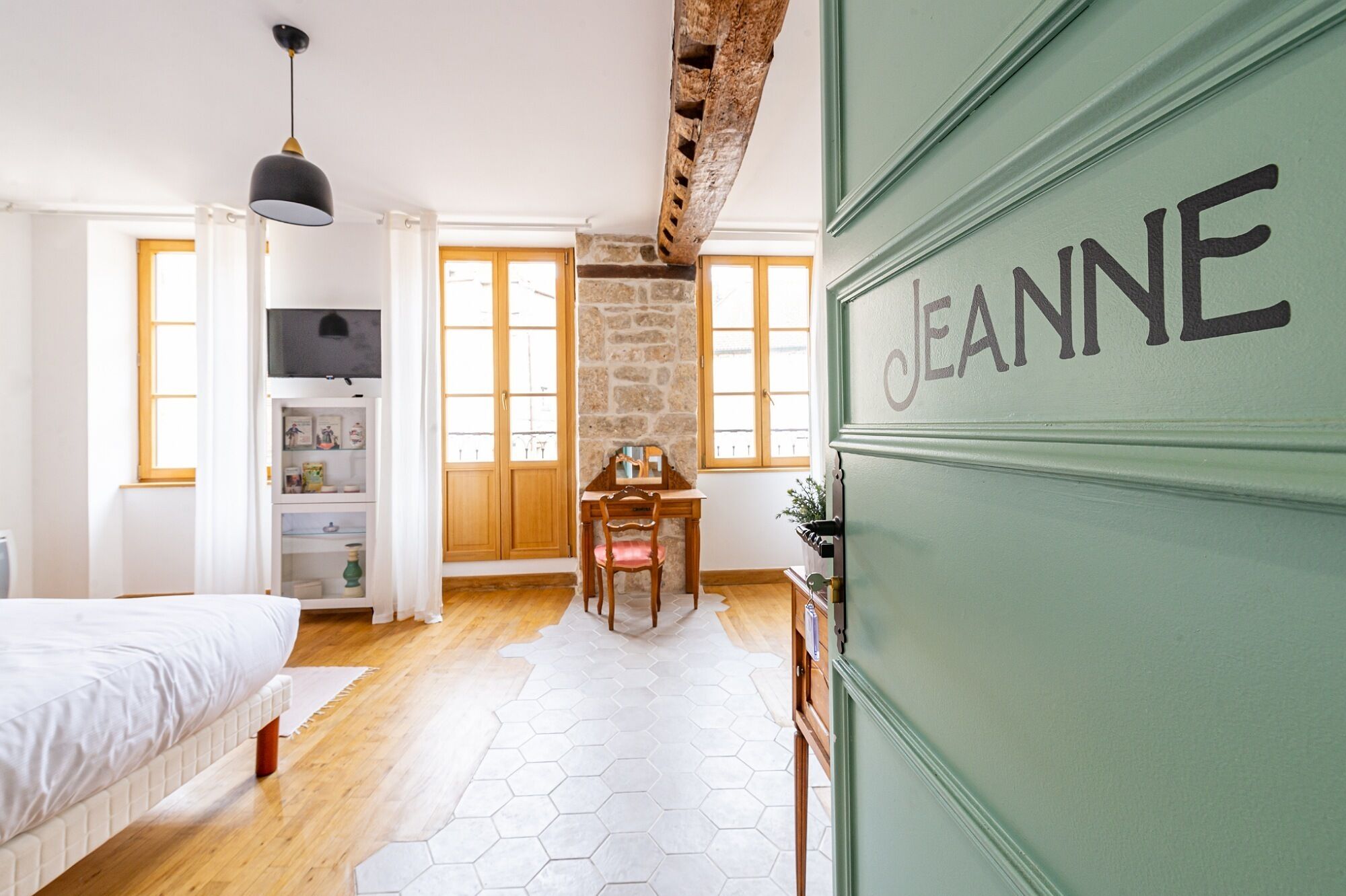 Premium Studio, Ensuite (Jeanne) | Premium bedding, memory-foam beds, individually decorated