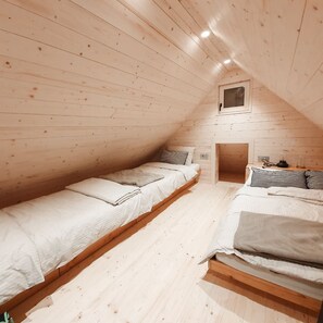 2 bedrooms, desk, free WiFi