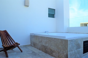 Appartamento Deluxe | Vasca idromassaggio privata