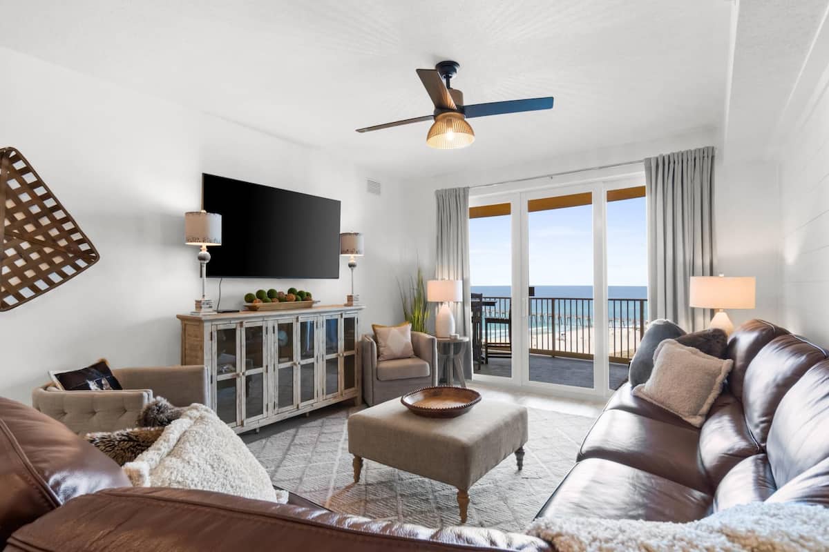 Condo, 3 Bedrooms, Sea View (1002) | Living area | 45-inch flat-screen TV with cable channels, TV