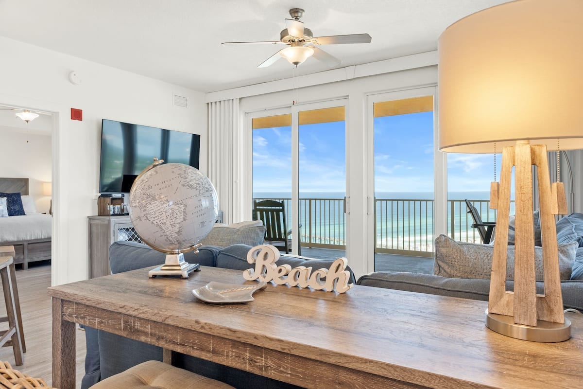Condo, 3 Bedrooms, Sea View (1912) | Living area | 45-inch flat-screen TV with cable channels, TV