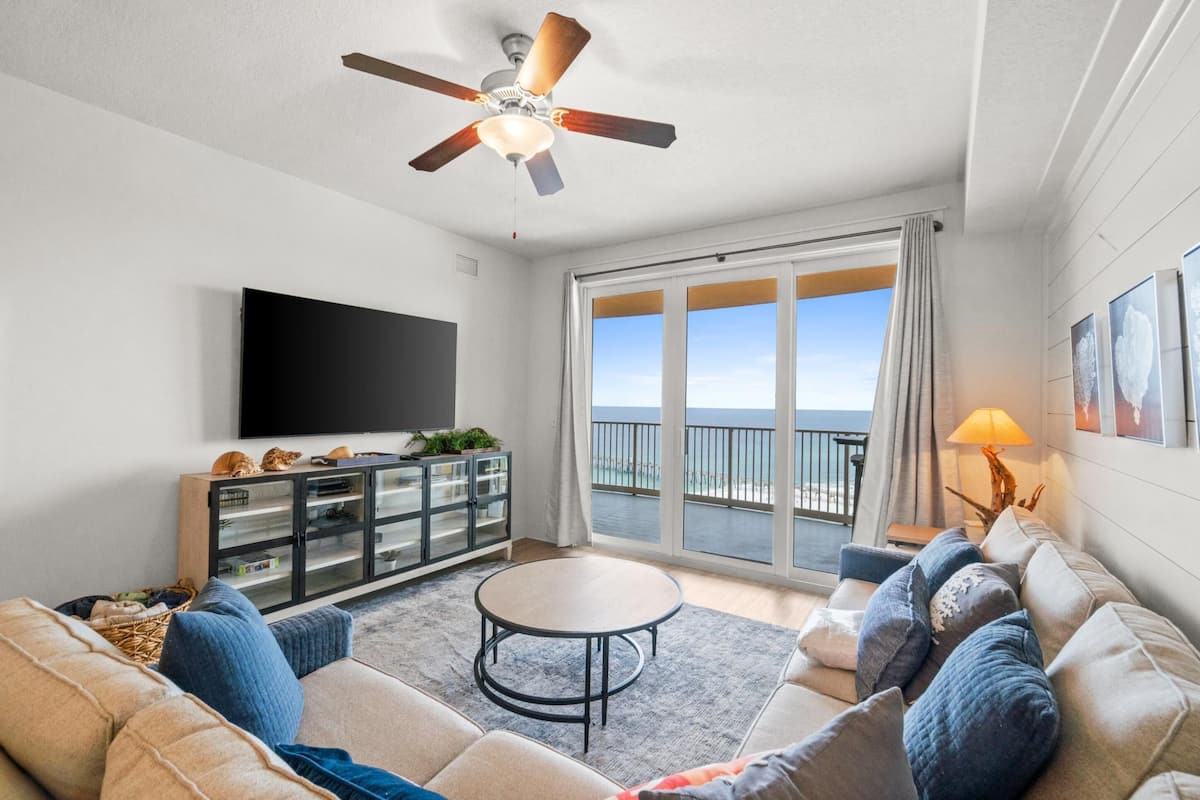 Condo, 3 Bedrooms, Sea View (1907) | Living area | 45-inch flat-screen TV with cable channels, TV
