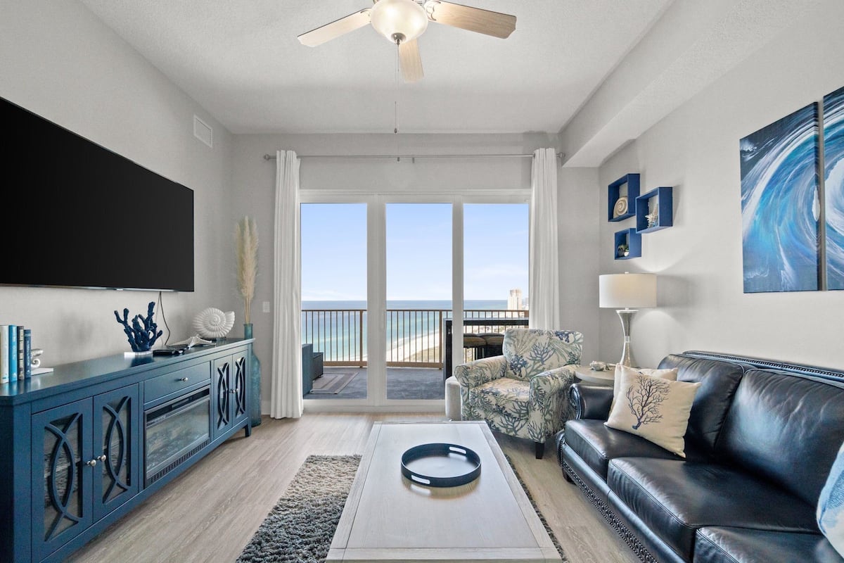 Condo, 1 Bedroom, Ocean View (3-2309) | Living area | 45-inch flat-screen TV with cable channels, TV