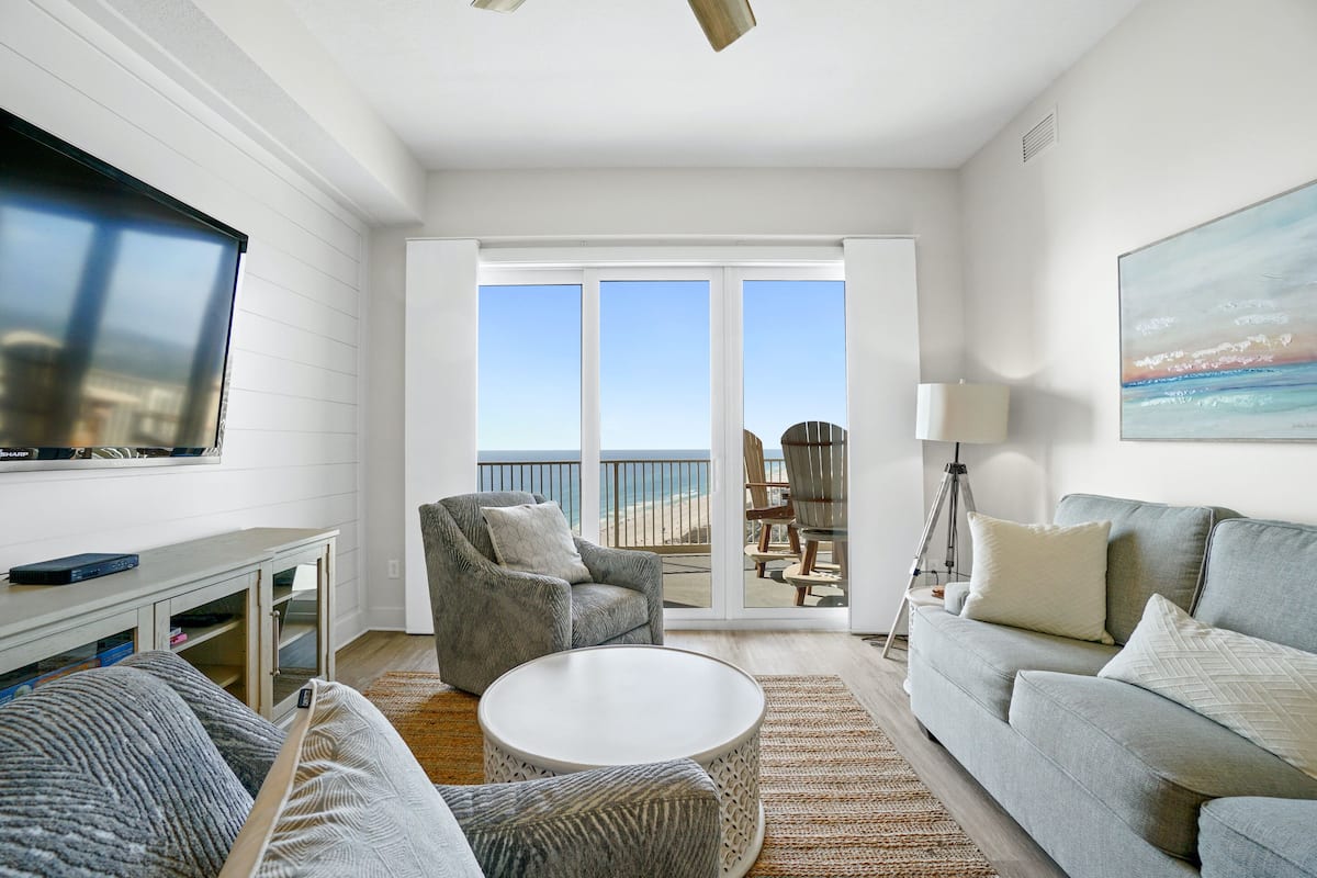 Condo, 3 Bedrooms, Sea View (2306) | Living area | 45-inch flat-screen TV with cable channels, TV