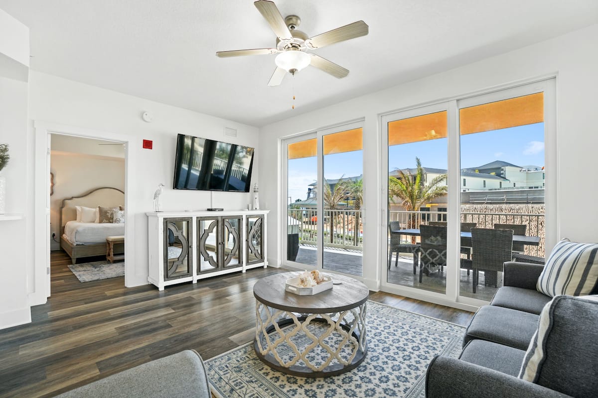 Condo, 3 Bedrooms, Sea View (212) | Living area | 45-inch flat-screen TV with cable channels, TV