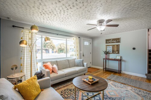 Extended Stay Ski Home | Hot Tub + Game Room