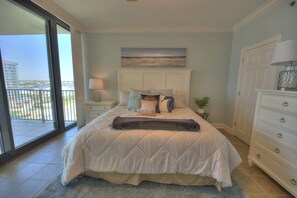 2 bedrooms, iron/ironing board, free WiFi, bed sheets - Emerald Paradise! Phoenix IX unit 909 Orange Beach (Orange Beach)
