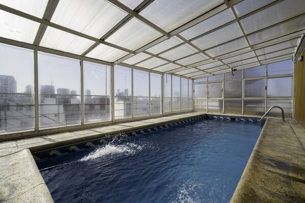Indoor pool, outdoor pool