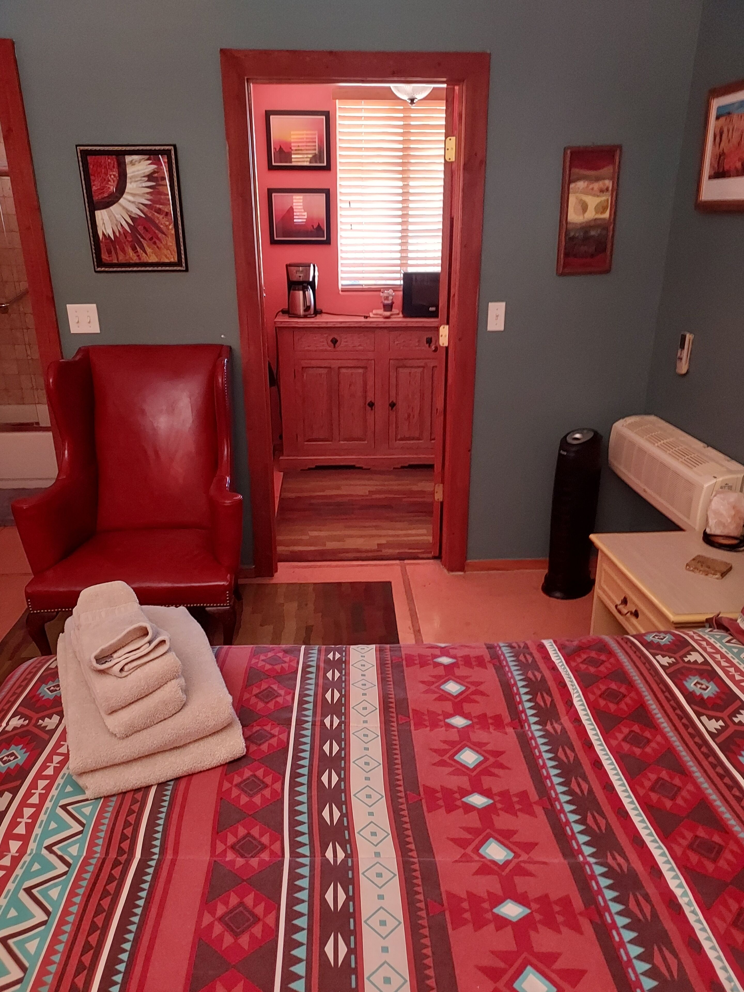 Om on the Range, Dragonfly Casita, no pets, no smoking