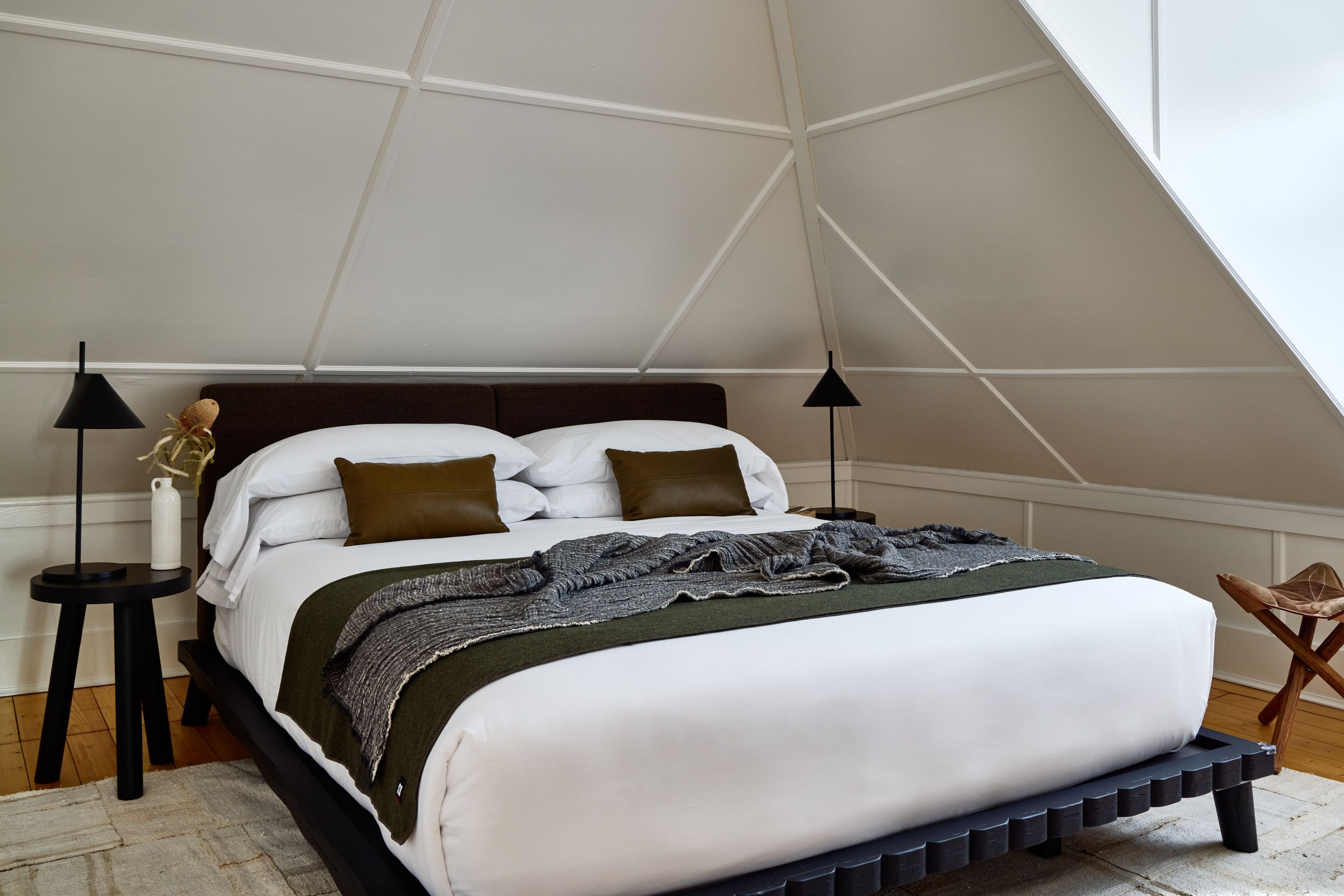 cupola suite | blackout curtains, free wifi, bed sheets