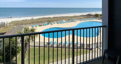 Myrtle Beach Resort-Direct oceanfront- free waterpark/grills-Recently updated!