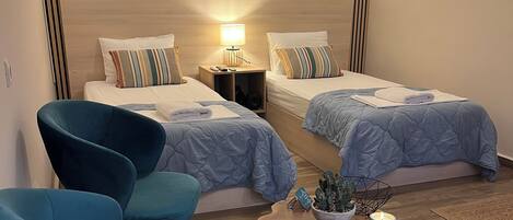 Standard Double Room | Soundproofing, iron/ironing board, free WiFi, bed sheets