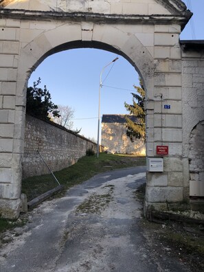 Property grounds - Les Abbesses (SAINT-AIGNAN)