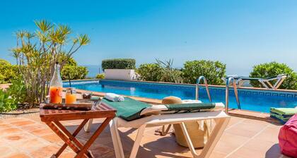 Villa Cala Chica Cajiz by Ruralidays