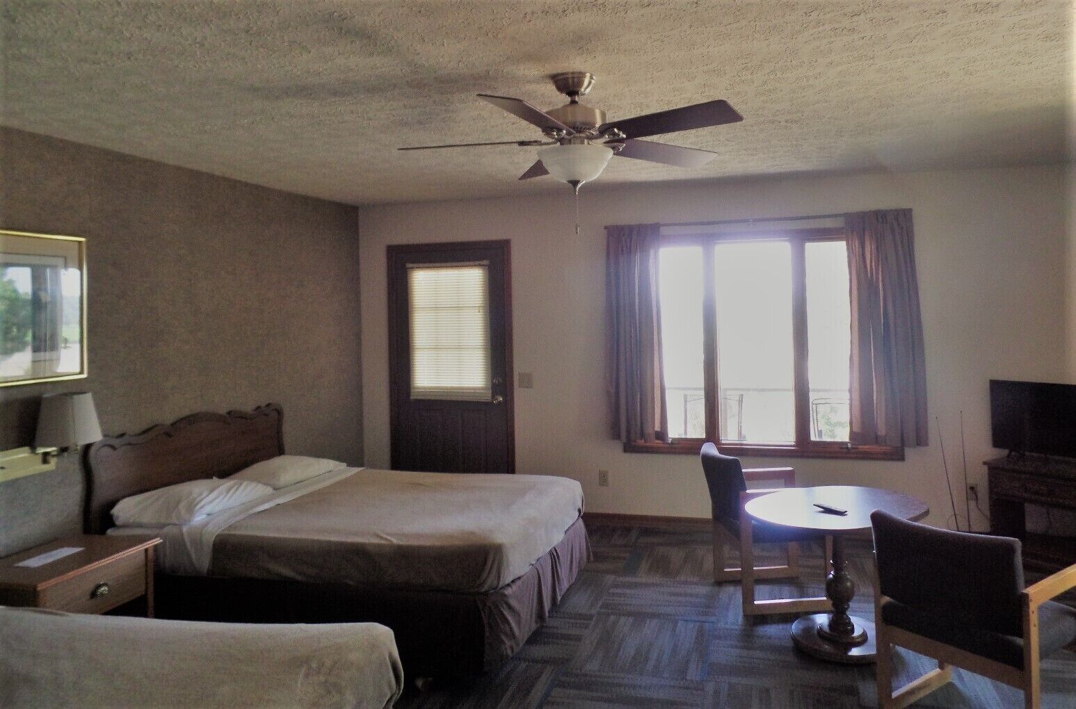 Peaceful Retreat with a View