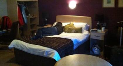 Live Free, See Sofia - Premium Room 1
