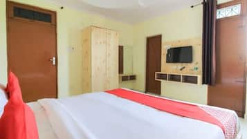 2 Schlafzimmer, Schreibtisch