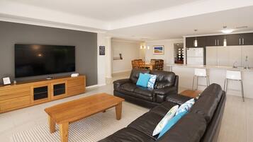 TV connectée, jeux vidéo