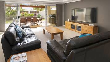 TV connectée, jeux vidéo