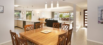 ABBEY GEM - Family Holiday Memories Near the Shore