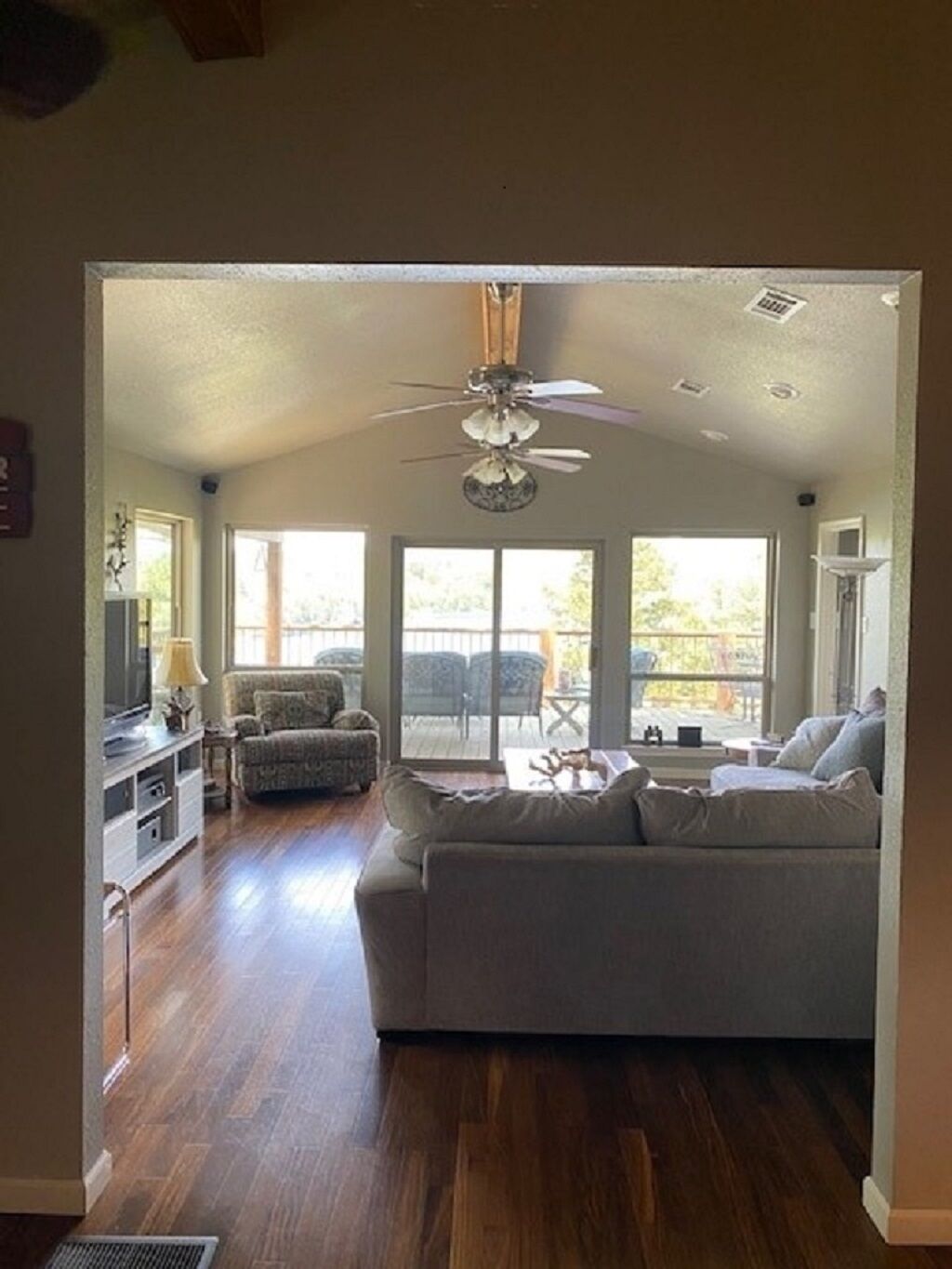 Peter Creek Paradise on Greers Ferry Lake