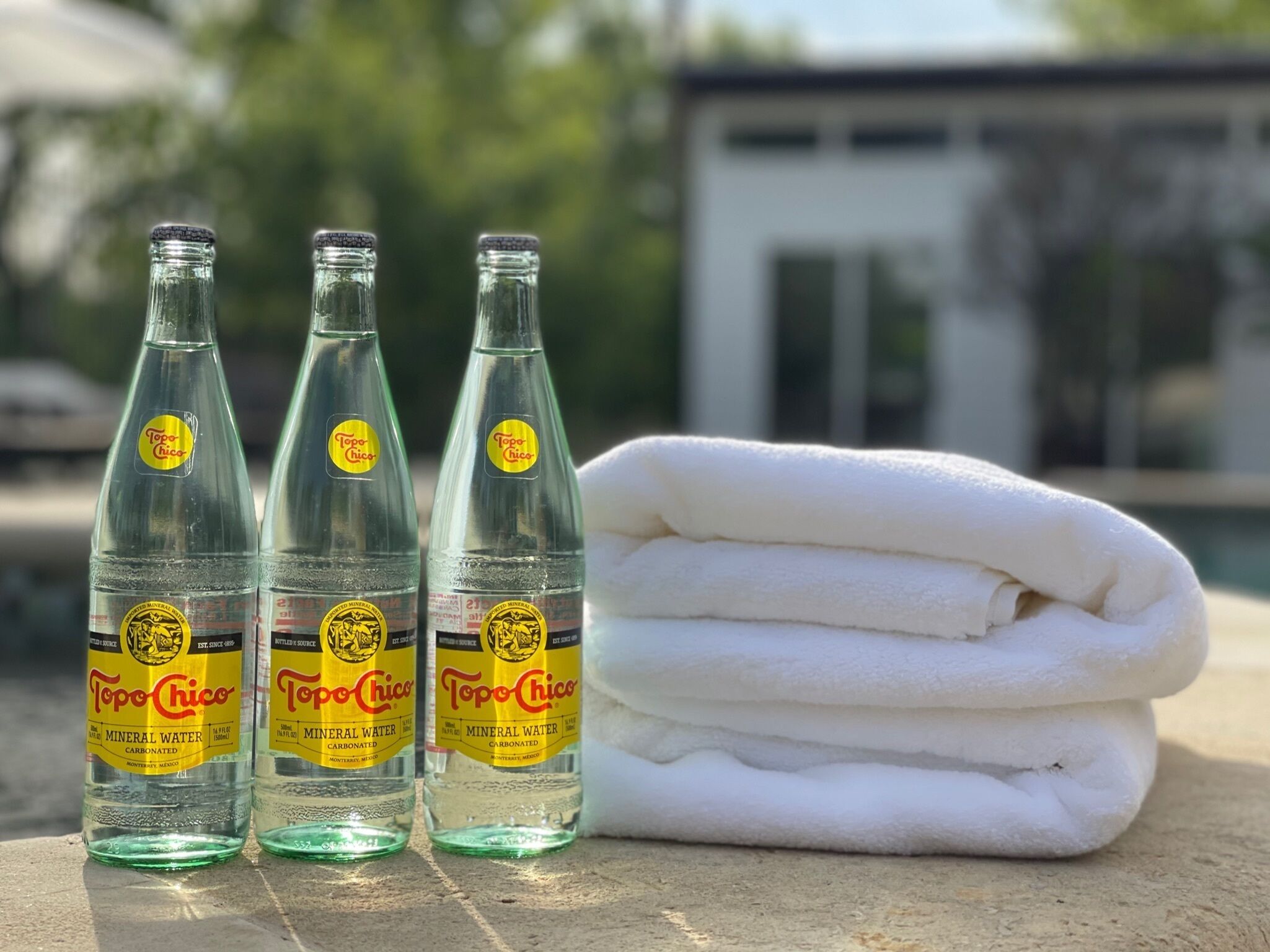 Large Luxury Home with Pool, Hot Tub, Golf, Executive Kitchen - Perfect Location